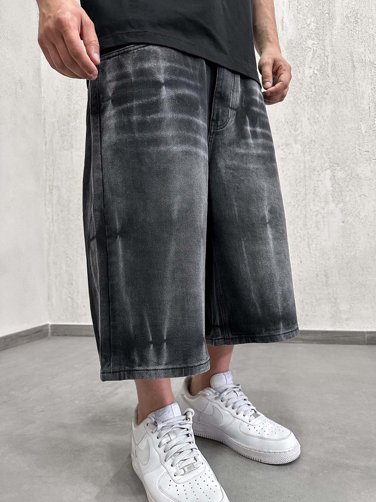 Shorts Black Blurred
