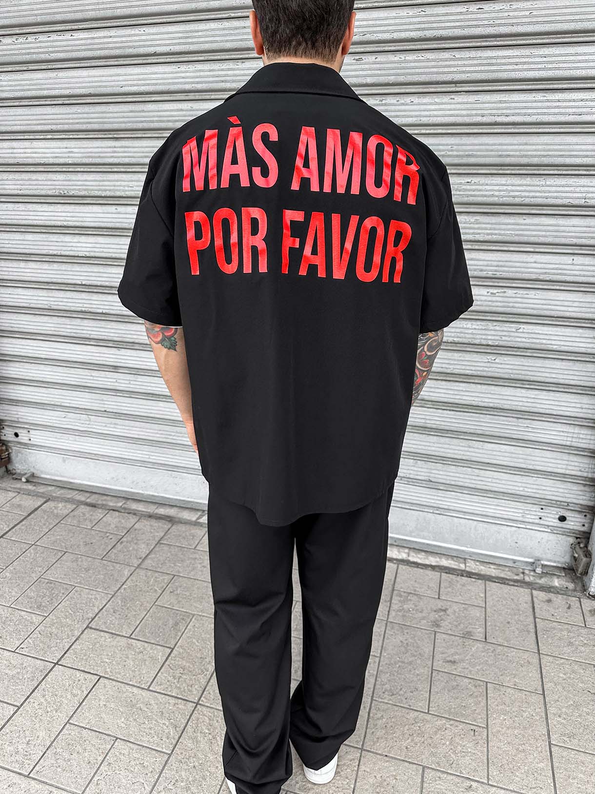 Camicia Mas Amor Por Favor