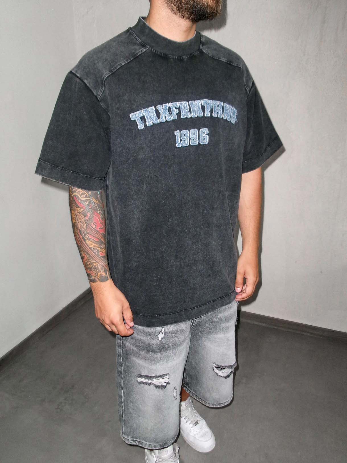 Premium Tee Write Jeans