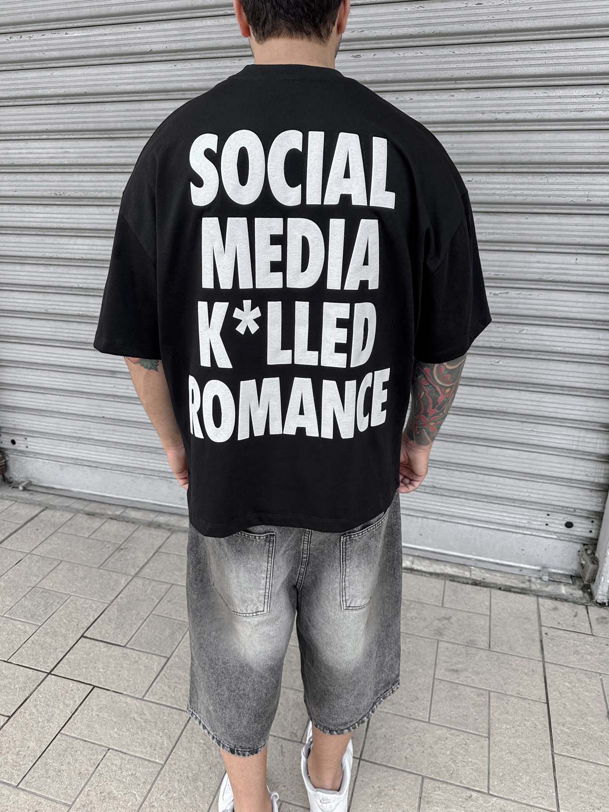 Social Romance Tee
