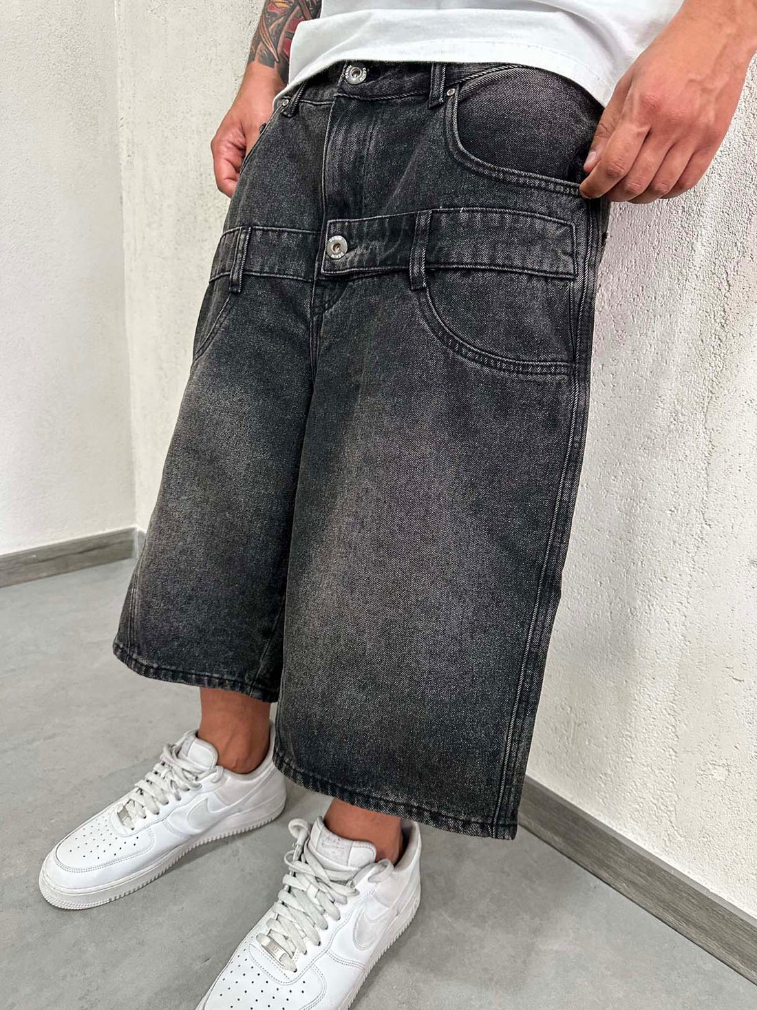 Shorts Double Button Black Sabbiato