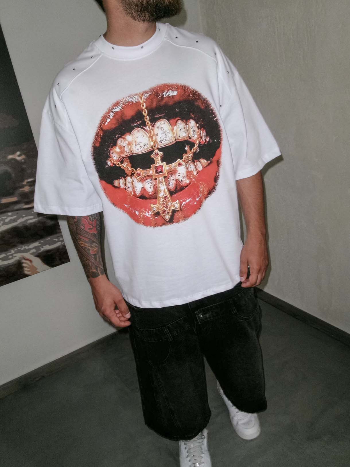 Mouth Cross Borchie Tee