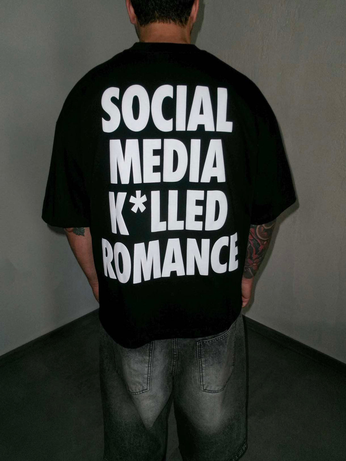 Social Romance Tee