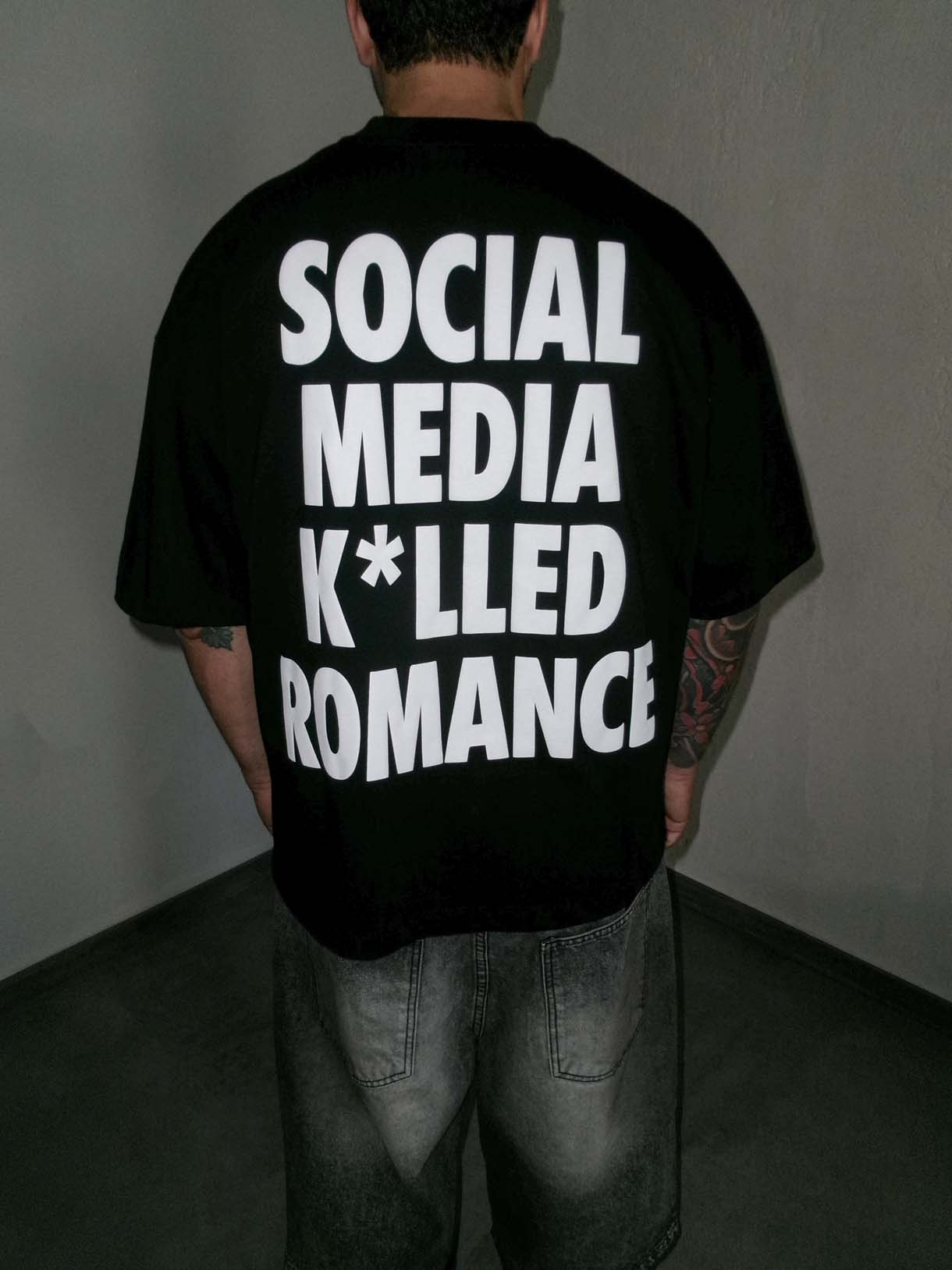 Social Romance Tee