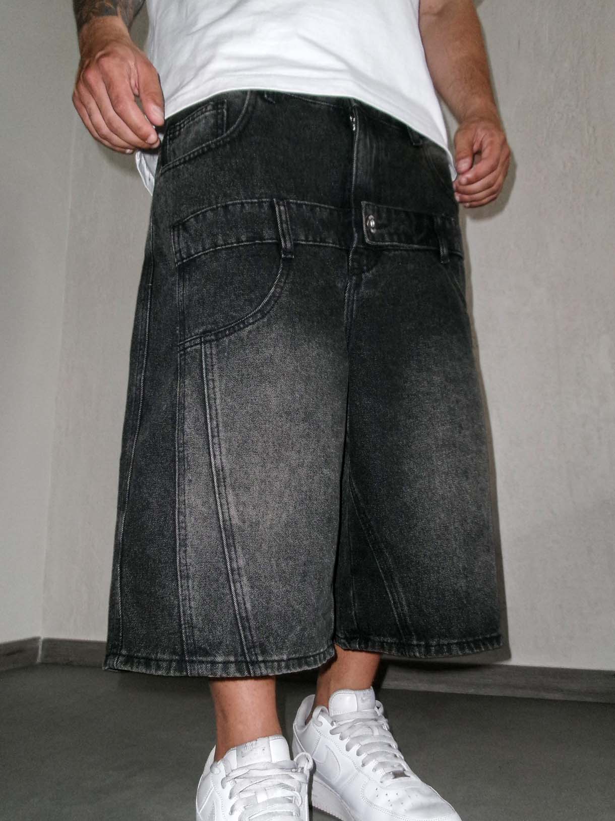Shorts Double Button Black Sabbiato