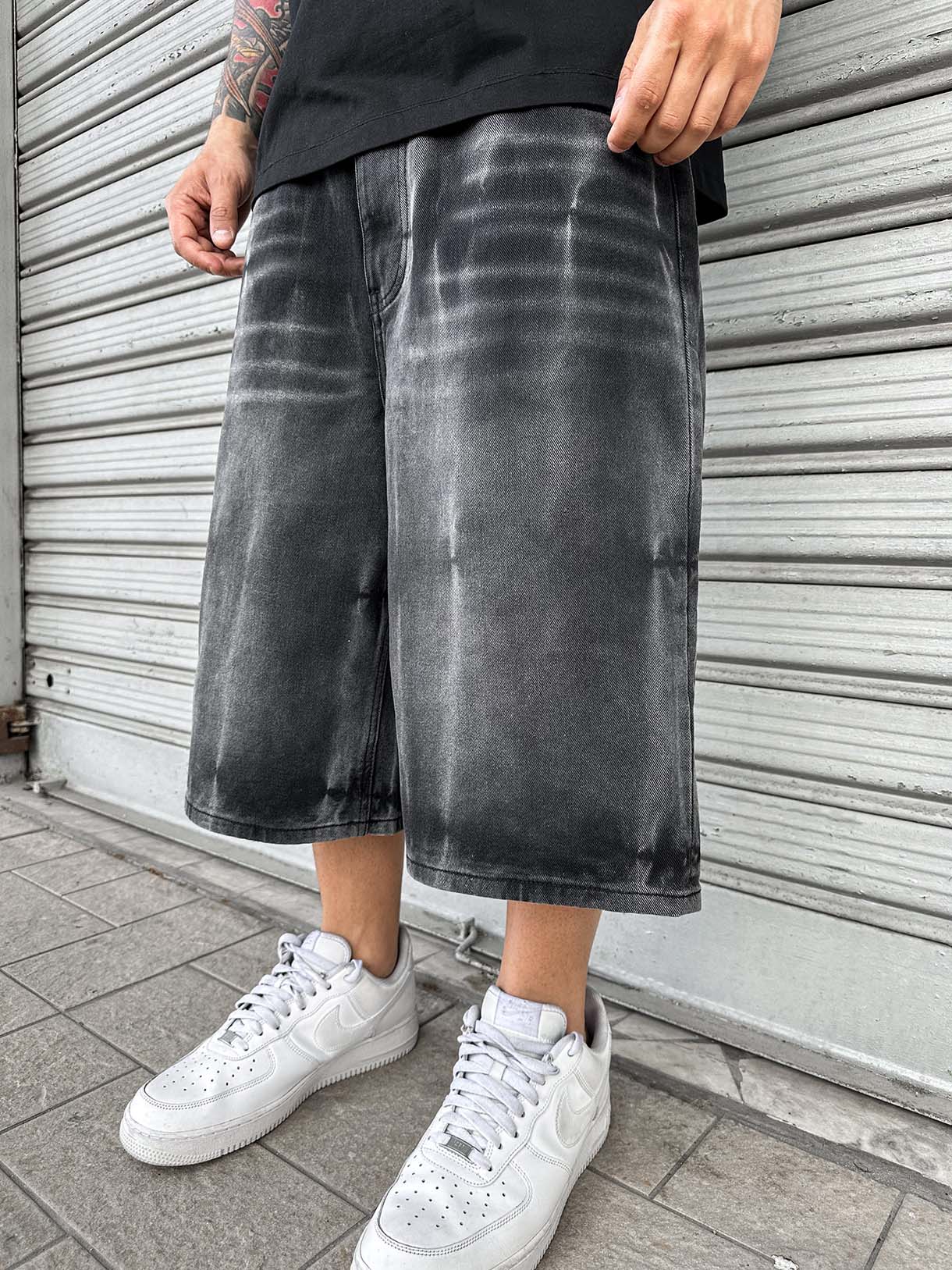 Shorts Black Blurred