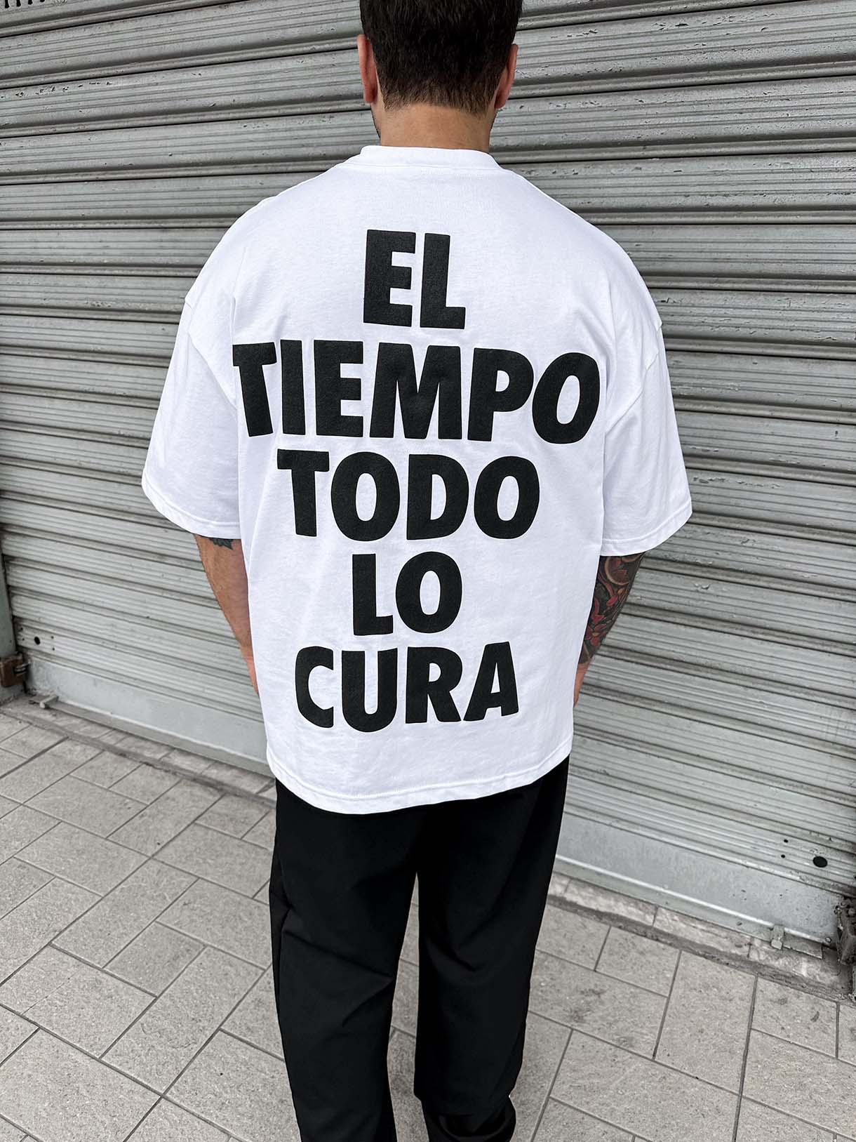 El Tiempo Todo Lo Cura Tee