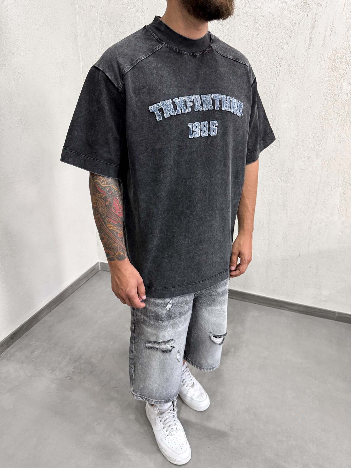 Premium Tee Write Jeans