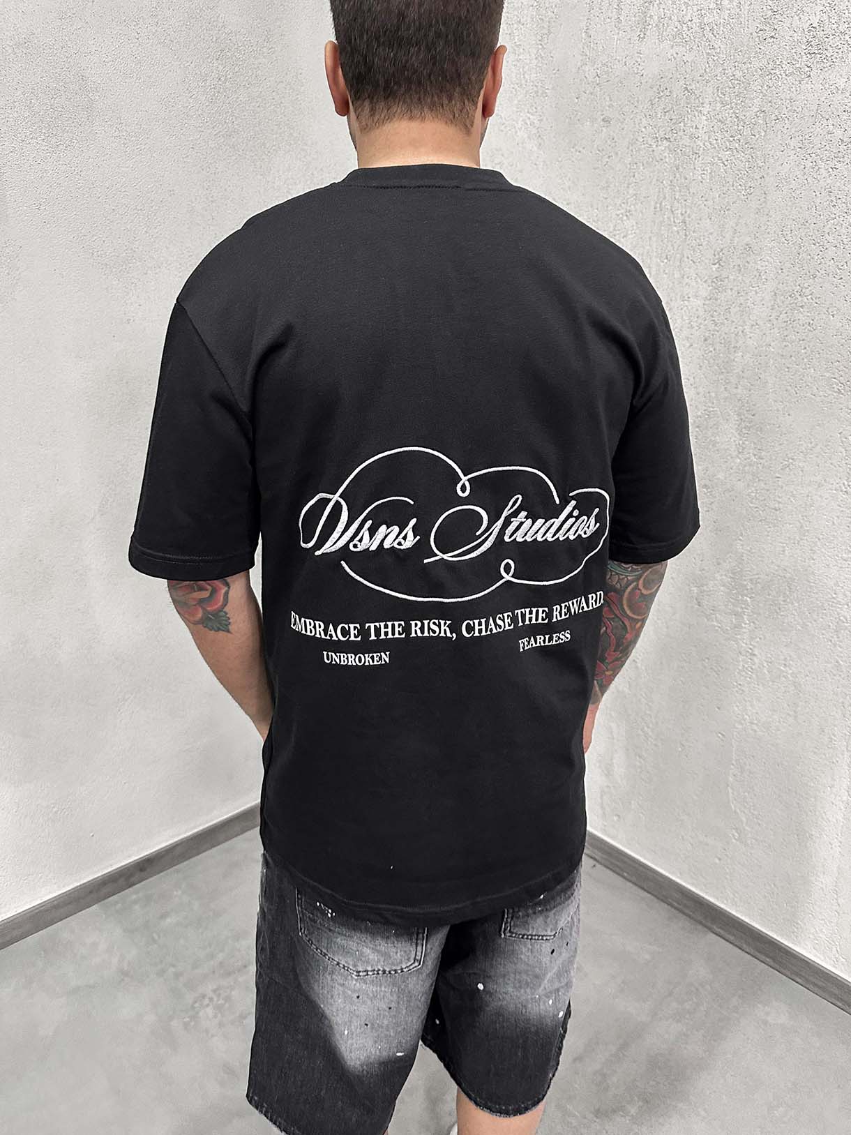 Visions Tee “Embrace The Risk”