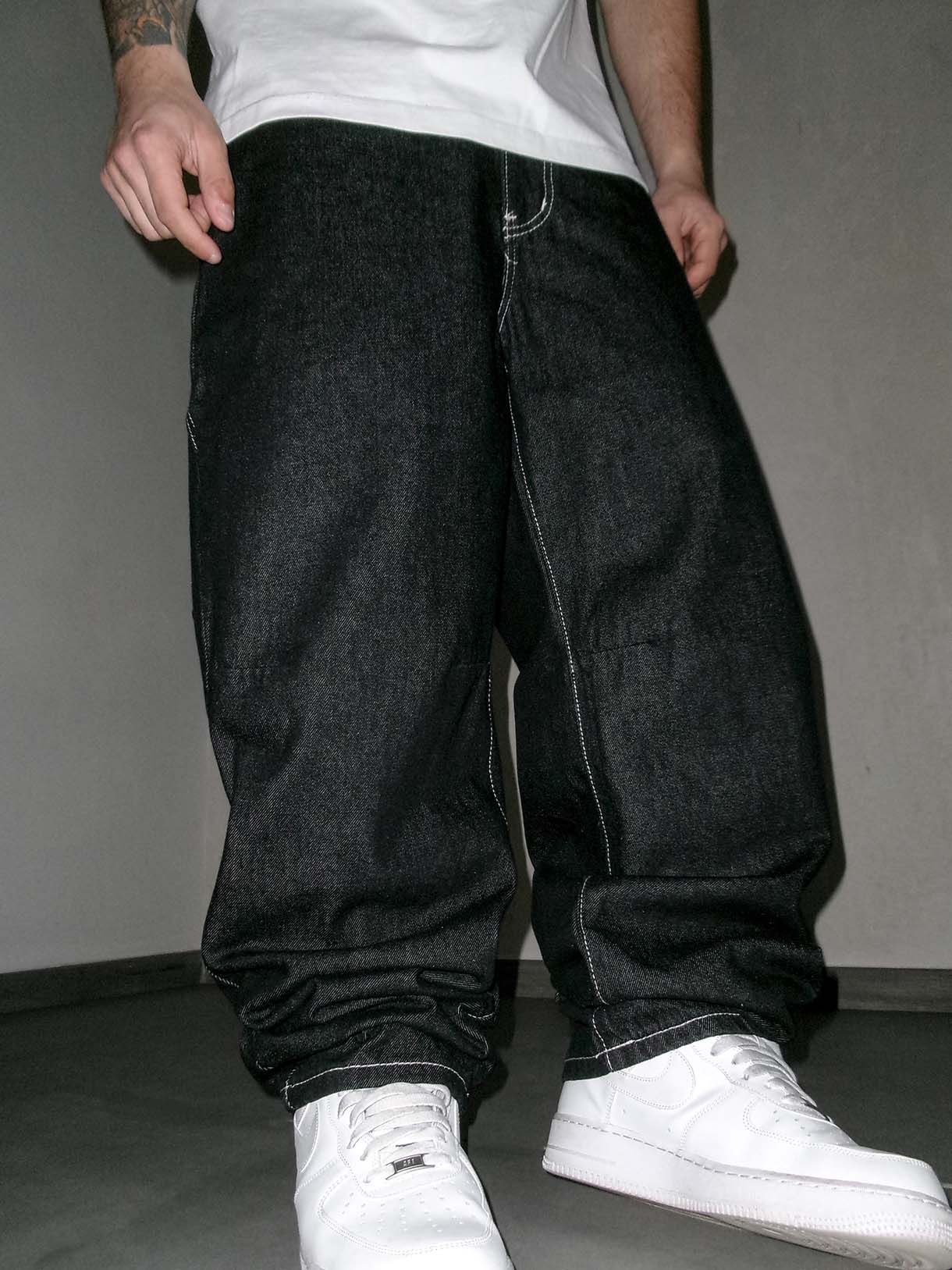 Balloon Semi Carpenter Wash Black