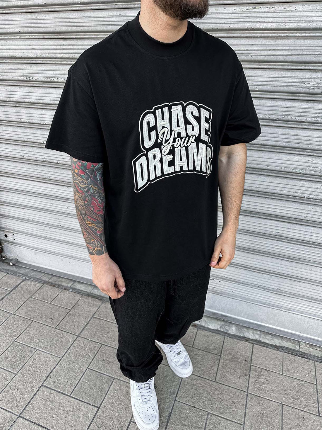Chase Dreams Ricamo Premium Tee