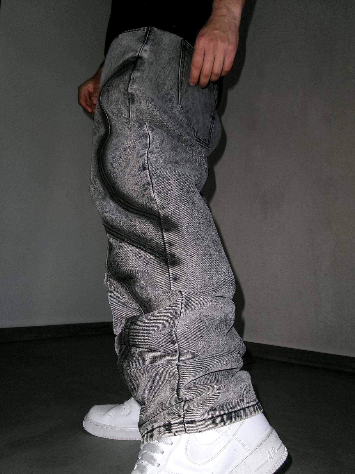 Baggy Black Line