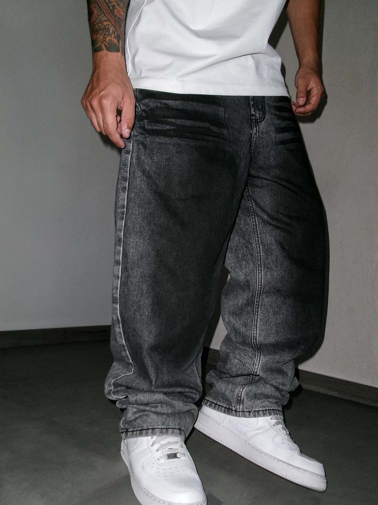 Baggy Over Dustin
