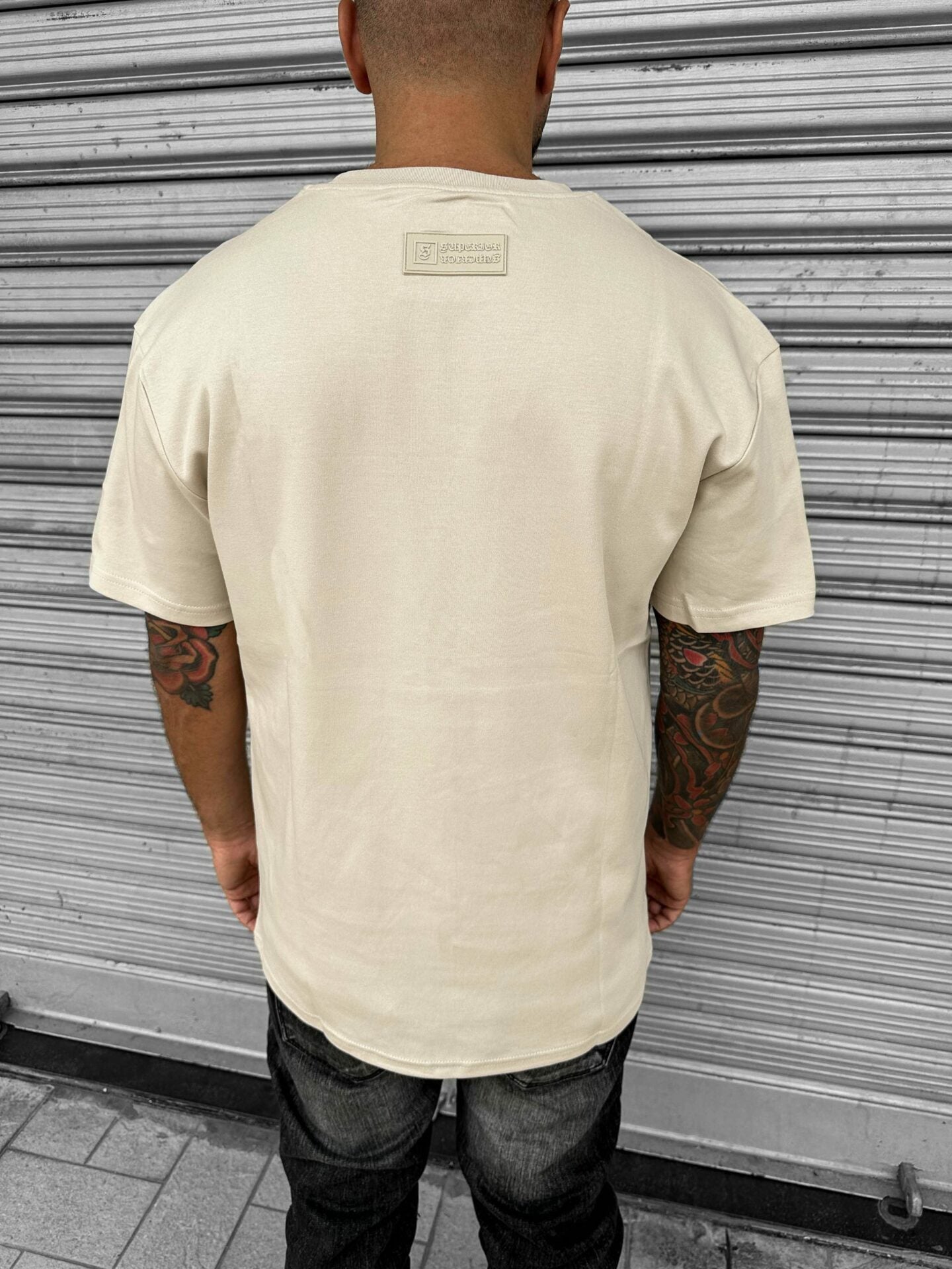 Tee Signature
