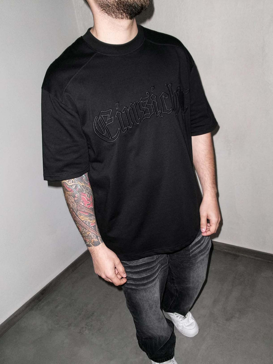 Missive Tee