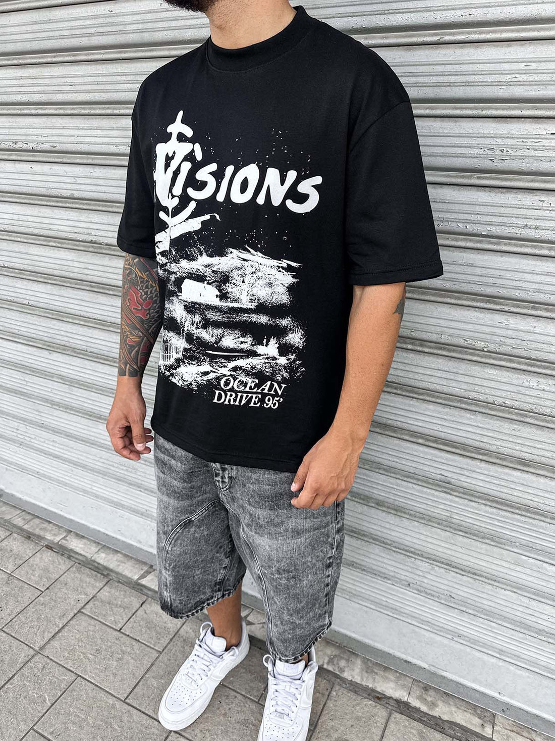 Visions Bullet Tee
