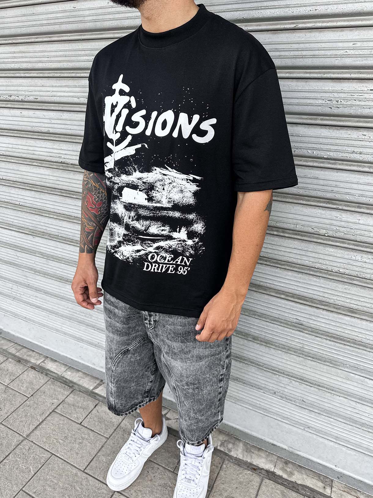 Visions Bullet Tee