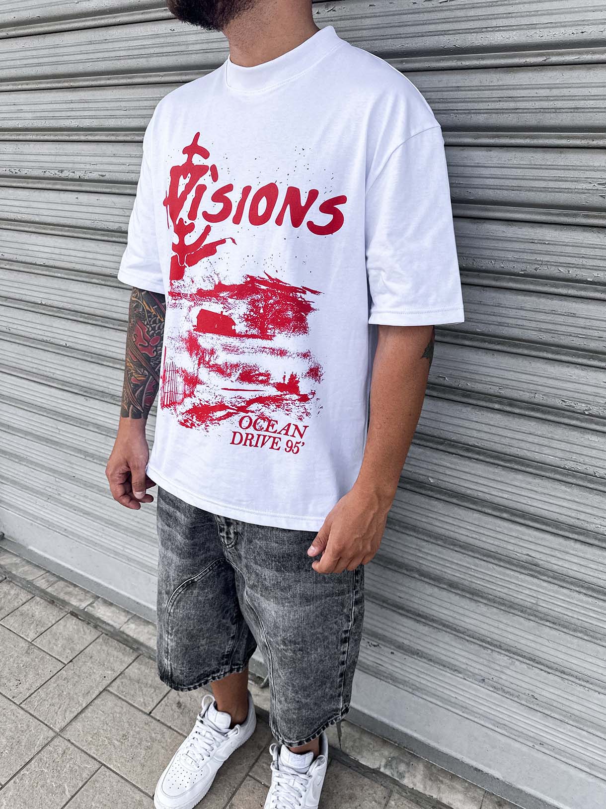 Visions Bullet Tee