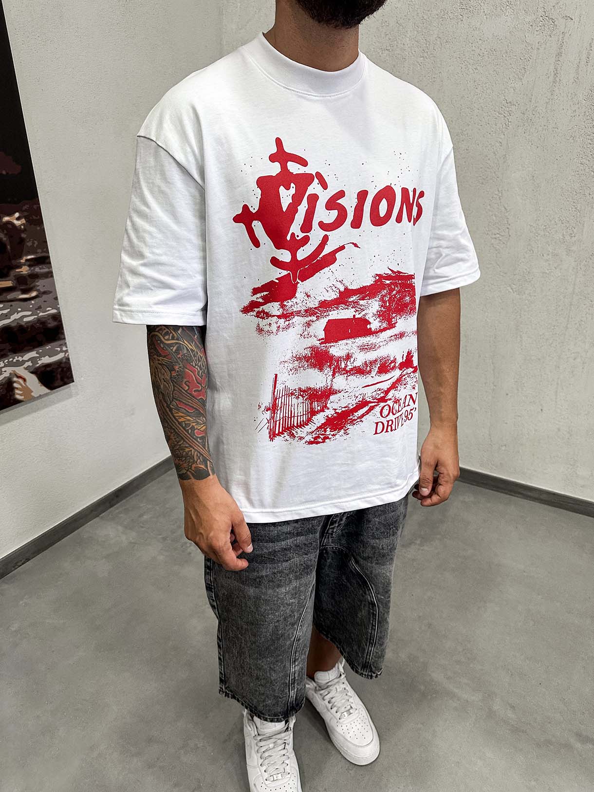 Visions Bullet Tee