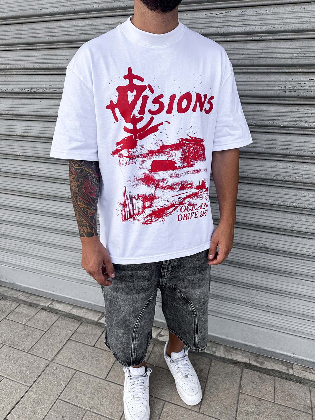 Visions Bullet Tee