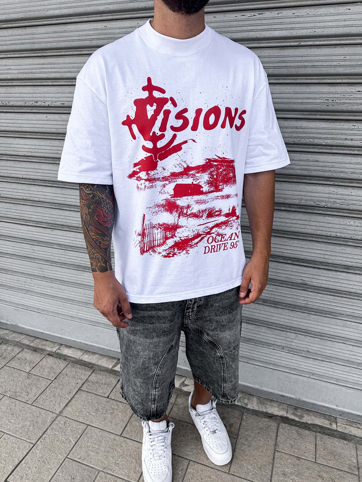 Visions Bullet Tee