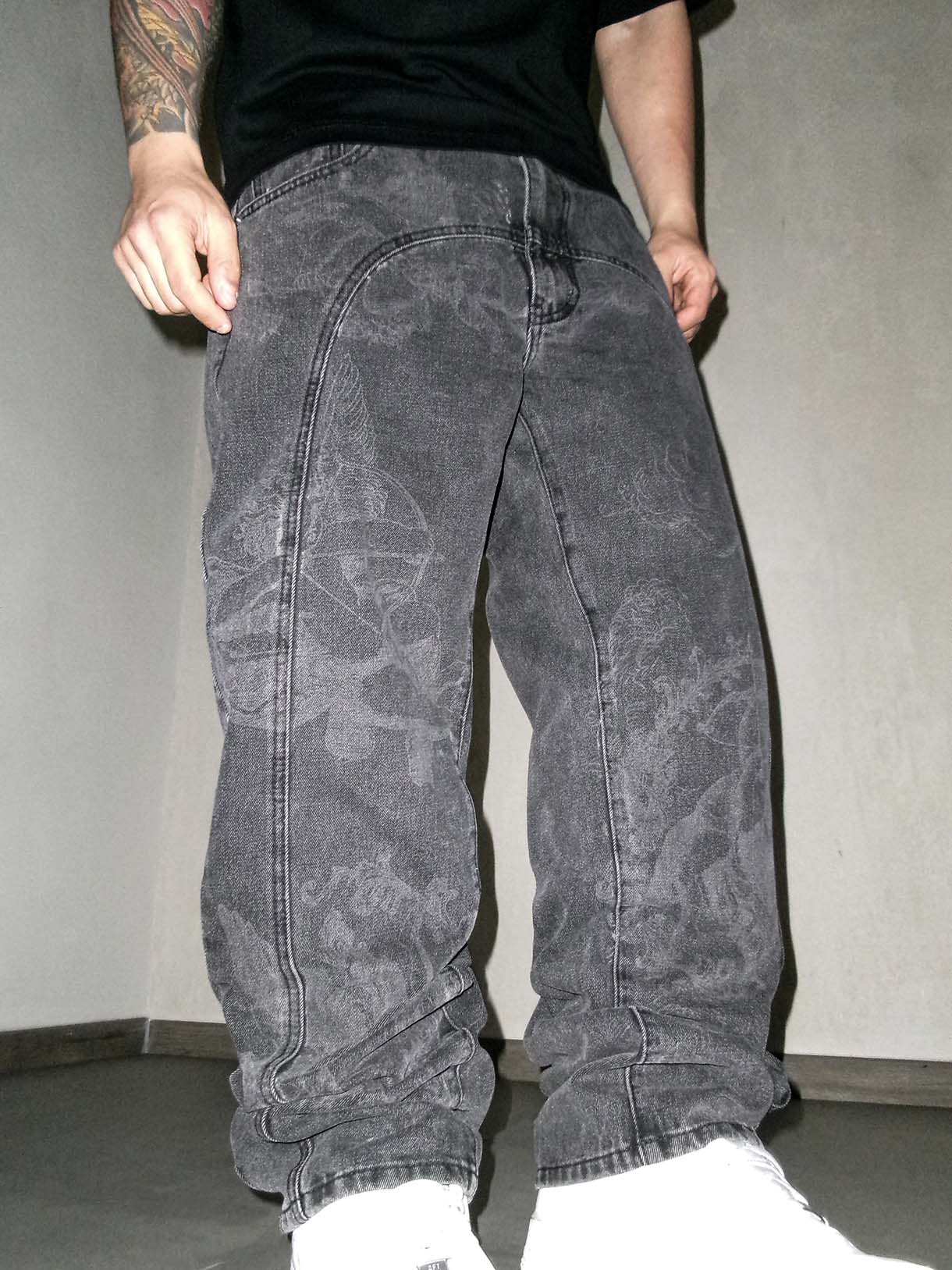 Baggy Tattoo Line