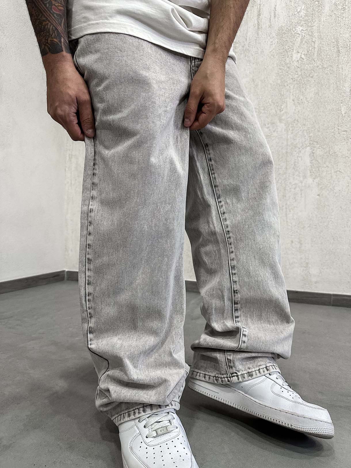Baggy Brick Wash
